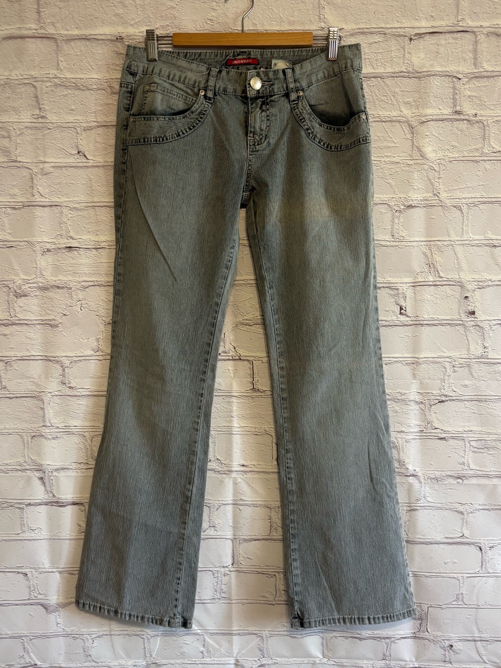 UNIONBAY Women’s Low-rise Gray Flare Jeans